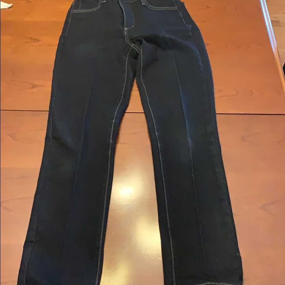 🕶️Not your daughters jeans